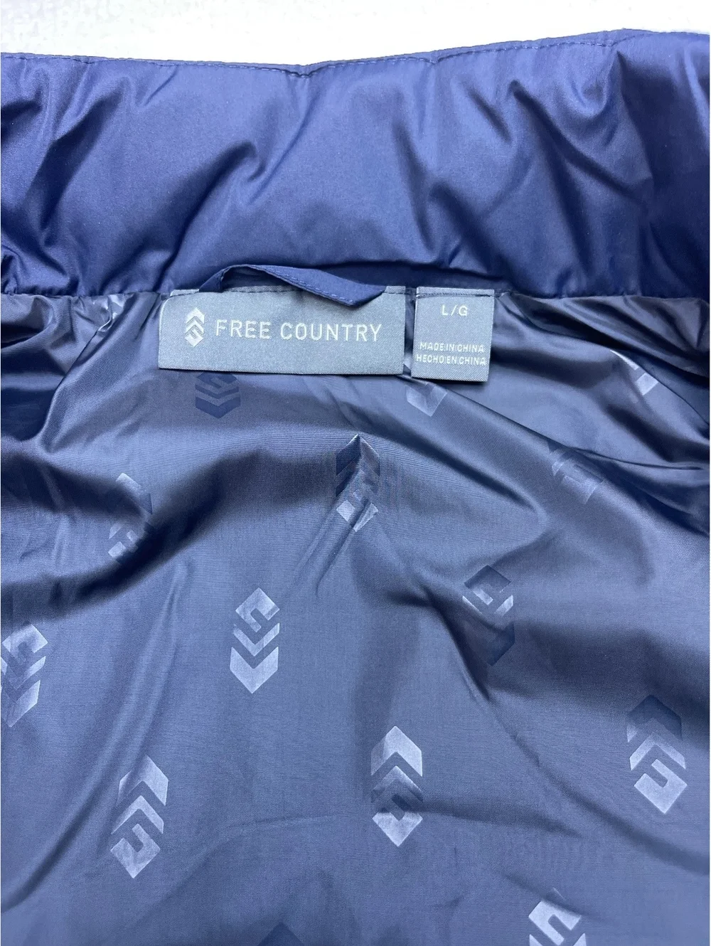 Free Country Men's Large Navy Blue Quilted Vest